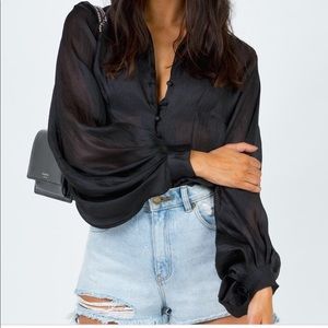 Lioness “A Lot to Lose” top